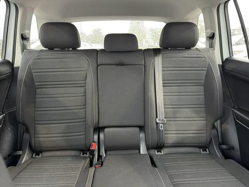 Used 2022 Volkswagen Tiguan S FWD image 28