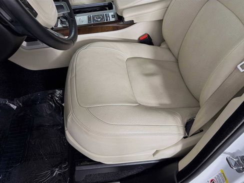 Used 2021 Land Rover Range Rover P525 Westminster Edition image 20