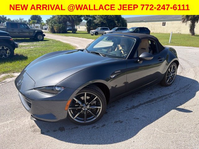 Used 2016 MAZDA MX-5 Miata Grand Touring RWD image 1
