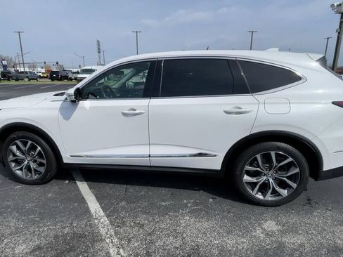 Used 2023 Acura MDX SH-AWD w/ Technology Package image 7