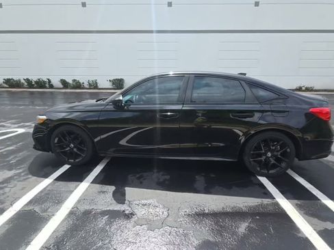 Used 2022 Honda Civic Sport image 12