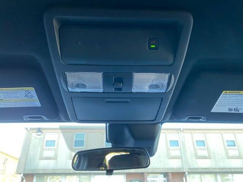 Used 2022 Nissan Frontier PRO-4X image 34