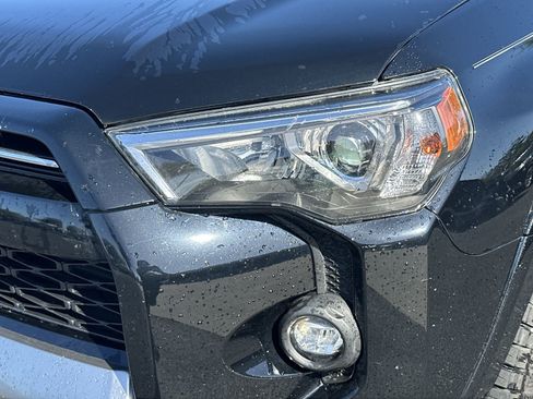 Used 2021 Toyota 4Runner TRD Off-Road Premium w/ Moonroof Package image 11