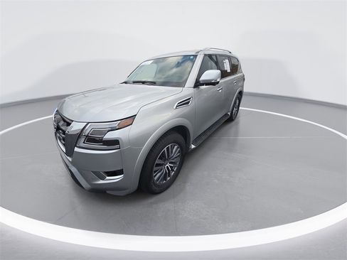 Used 2024 Nissan Armada SL w/ Cargo Package image 4