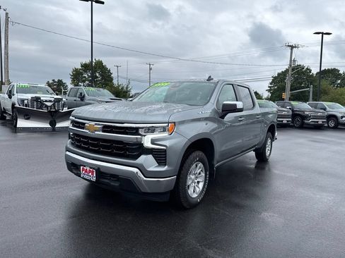 Used 2024 Chevrolet Silverado 1500 LT AWD/4WD image 8