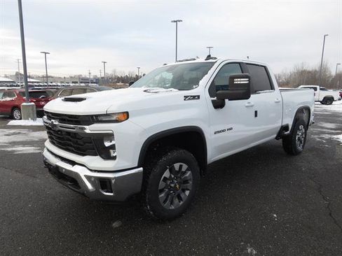 New 2026 Chevrolet Silverado 2500 LT w/ All Star Edition image 8