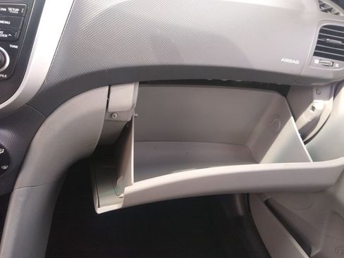 Used 2016 Hyundai Accent SE image 16