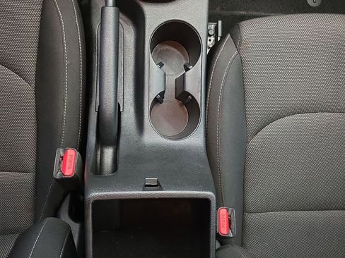 Certified 2023 Kia Forte LXS image 33