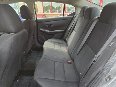 Used 2024 Nissan Sentra S FWD image 9