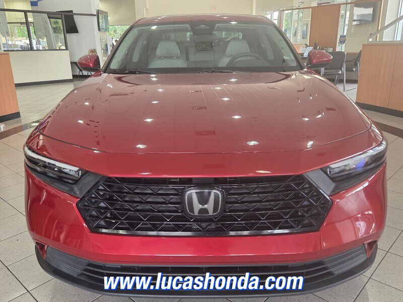 Used 2023 Honda Accord EX image 2