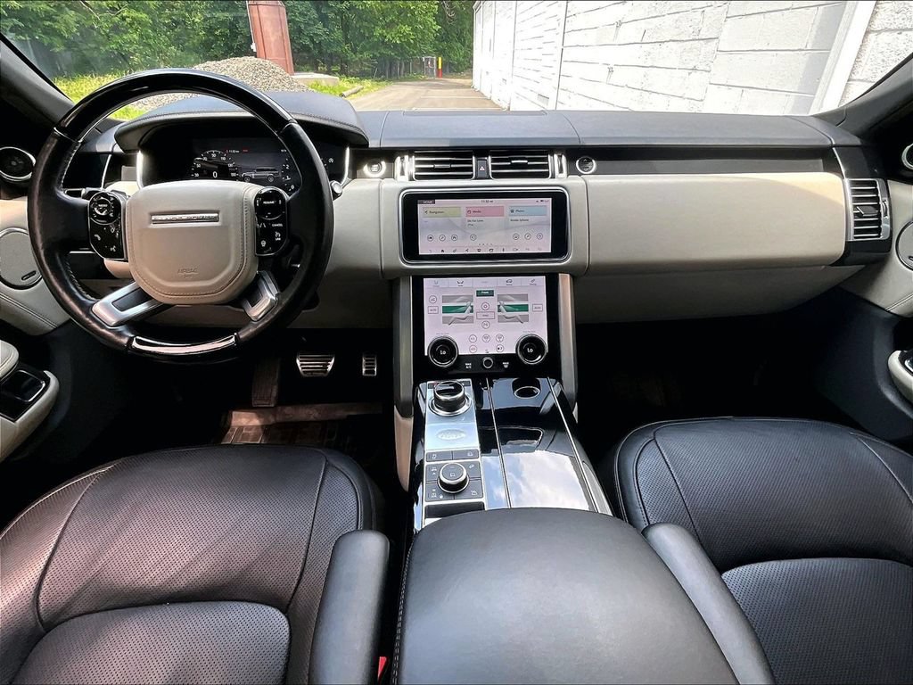 Used 2021 Land Rover Range Rover P525 Westminster Edition LWB AWD/4WD image 18