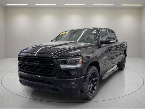 Used 2020 RAM 1500 Sport w/ Night Edition image 4