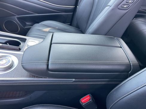 Used 2024 Genesis GV80 2.5T image 13