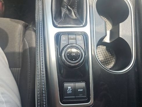 Used 2019 Nissan Maxima 3.5 S w/ Floor Mat Group FWD image 24