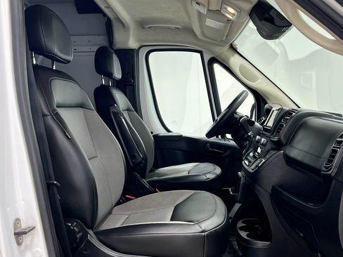 Used 2023 RAM ProMaster 2500 FWD image 31
