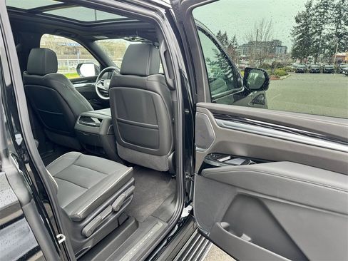 New 2026 Cadillac Escalade ESV Sport image 13