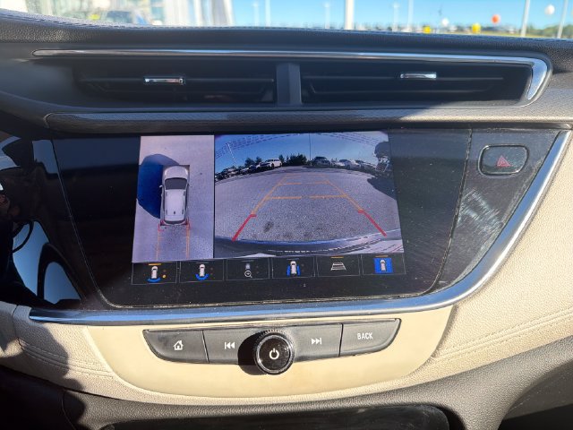Used 2020 Buick Encore GX Essence w/ Experience Buick Package FWD image 20