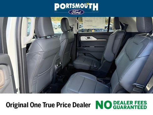 New 2026 Ford Explorer Active image 5