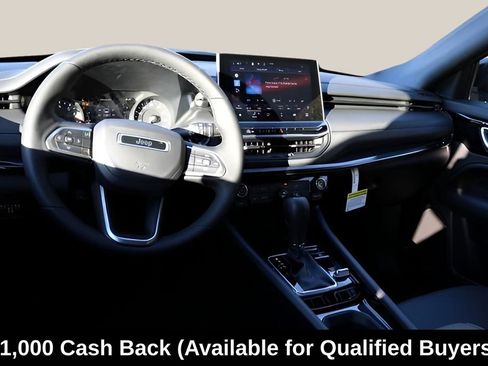 New 2026 Jeep Compass Latitude image 11