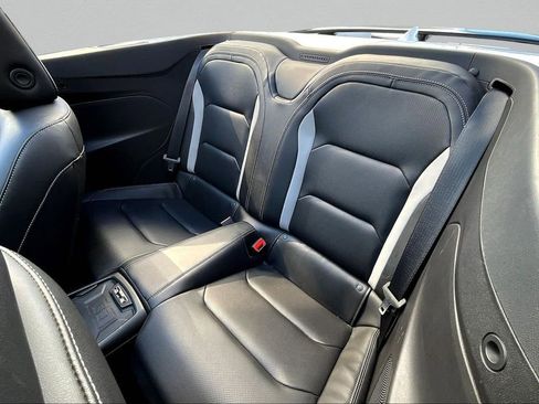 Used 2021 Chevrolet Camaro LT w/ RS Package image 20