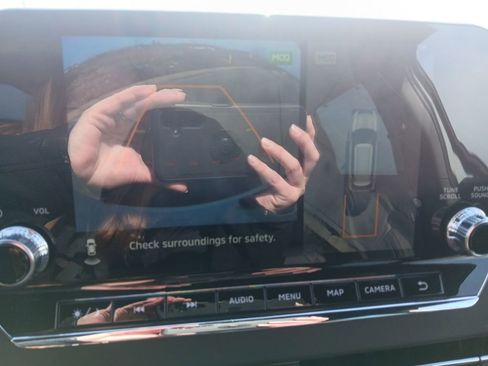 Used 2023 Mitsubishi Outlander SEL 40th Anniversary image 26