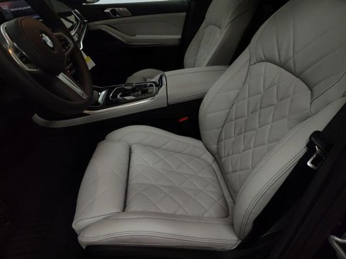 New 2026 BMW X7 xDrive40i w/ M Sport Package image 17