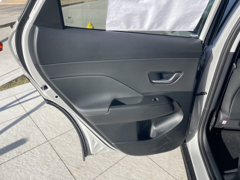 New 2026 Hyundai Kona SEL Premium AWD/4WD image 16