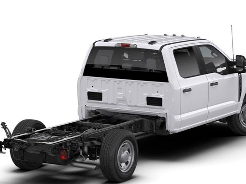 New 2026 Ford F350 XL w/ XL Chrome Package AWD/4WD image 3