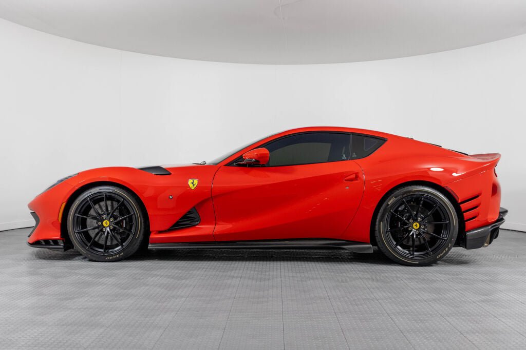 Used 2023 Ferrari 812 Competizione RWD image 61