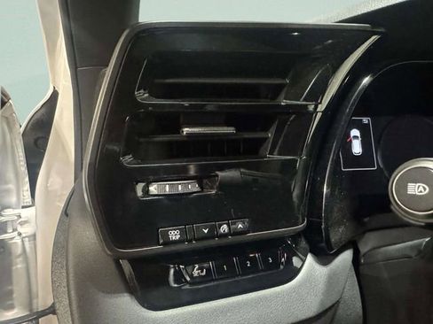 Used 2024 Lexus RX 350 Premium w/ Convenience Package image 17