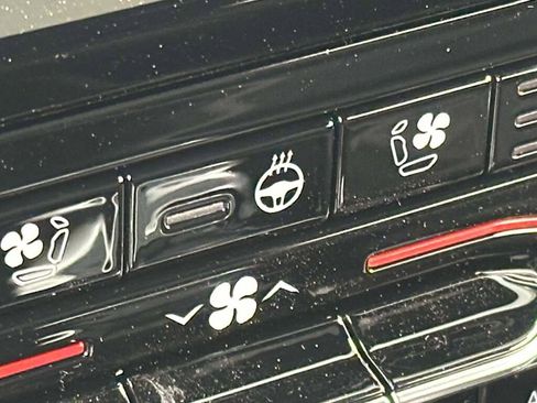 New 2025 Jeep Grand Cherokee Summit w/ Luxury Tech Group V image 35