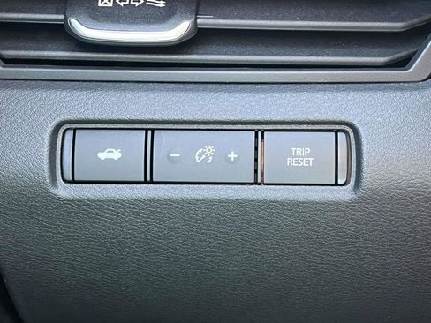 Used 2023 Nissan Altima 2.5 SR FWD image 31