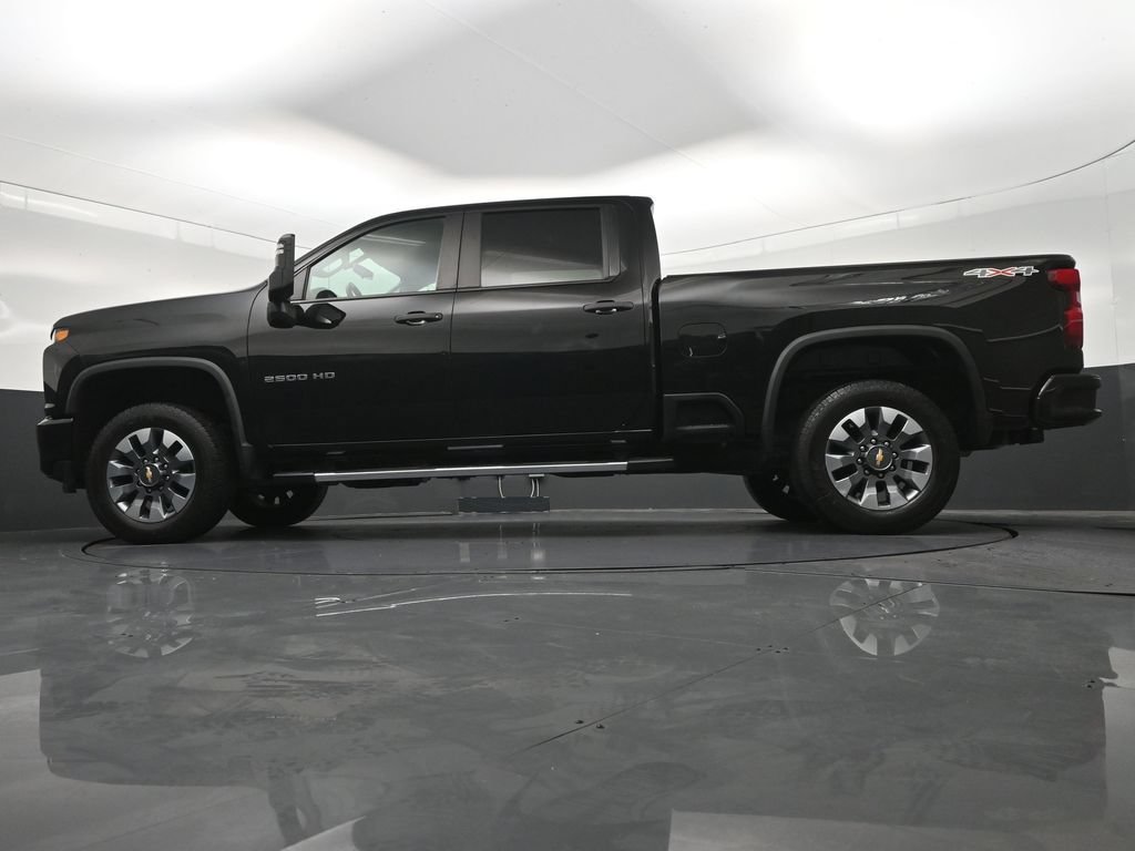 Used 2022 Chevrolet Silverado 2500 Custom w/ Custom Convenience Package AWD/4WD image 28