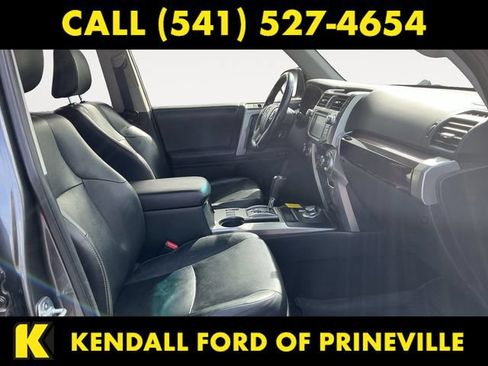Used 2018 Toyota 4Runner Limited AWD/4WD image 15