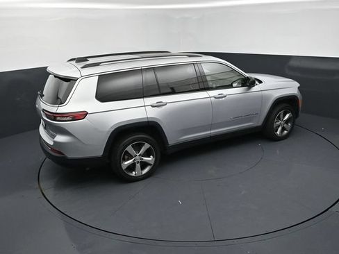 Used 2021 Jeep Grand Cherokee L Limited w/ Luxury Tech Group II AWD/4WD image 17