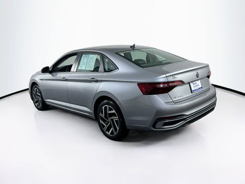 Used 2022 Volkswagen Jetta SEL image 7