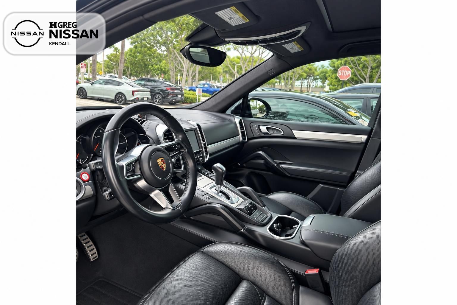 Used 2015 Porsche Cayenne Turbo AWD/4WD image 10