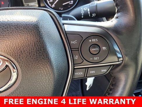 Used 2023 Toyota Camry SE image 13