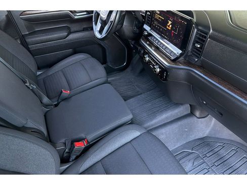 Used 2024 GMC Sierra 1500 Elevation AWD/4WD image 16