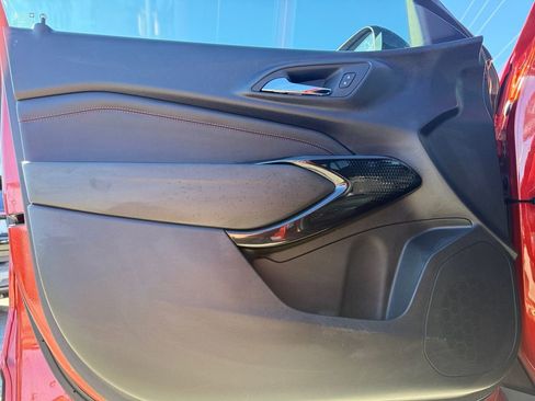 Used 2024 Chevrolet Trax RS image 12