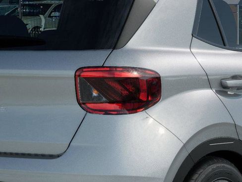 New 2026 Hyundai Venue SEL FWD image 10