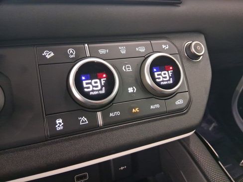 Used 2022 Land Rover Defender 110 X-Dynamic SE image 28