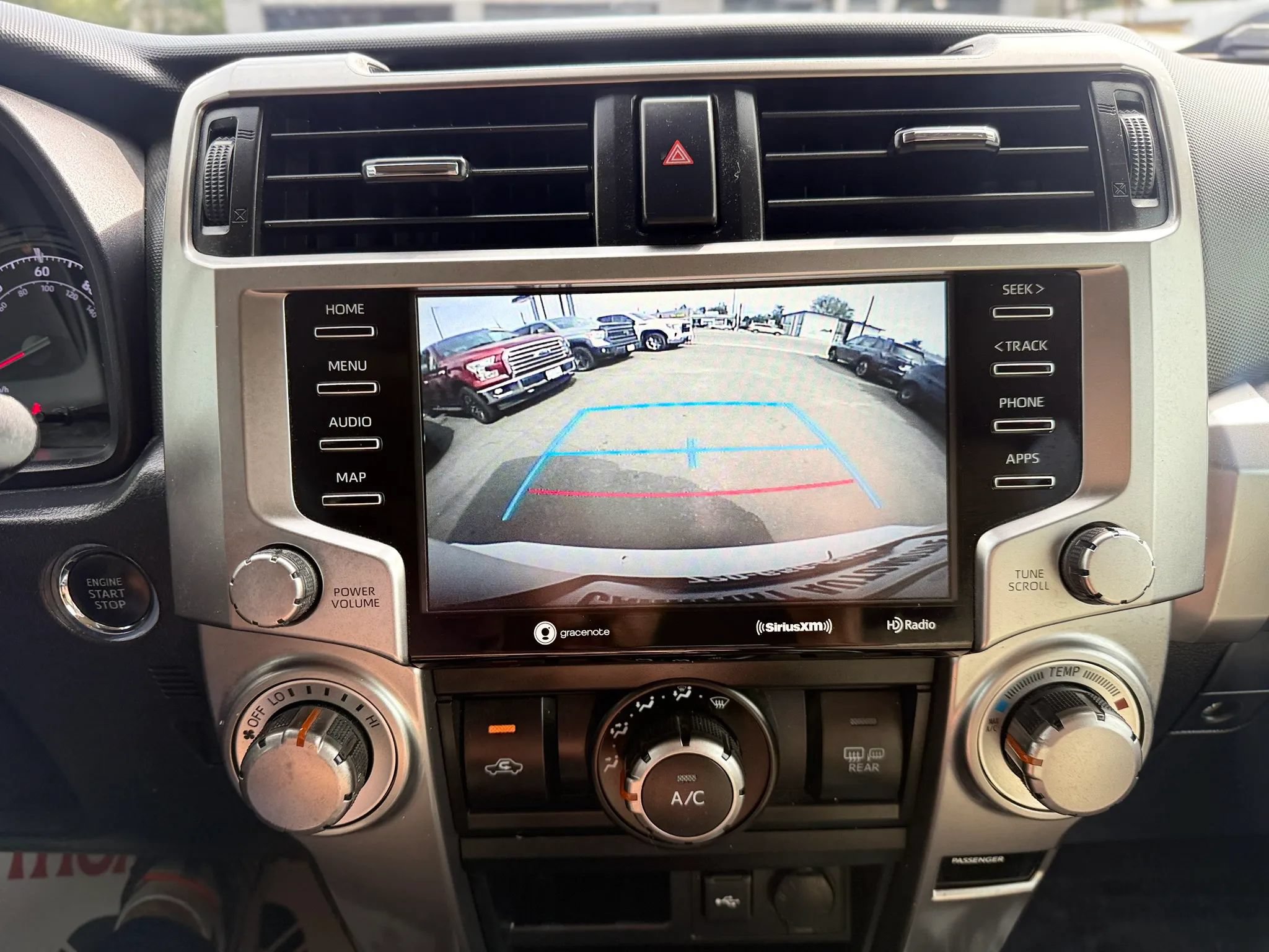 Used 2021 Toyota 4Runner SR5 Premium w/ Moonroof Package AWD/4WD image 33