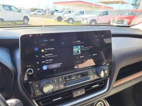 Used 2024 Toyota Grand Highlander Platinum image 12