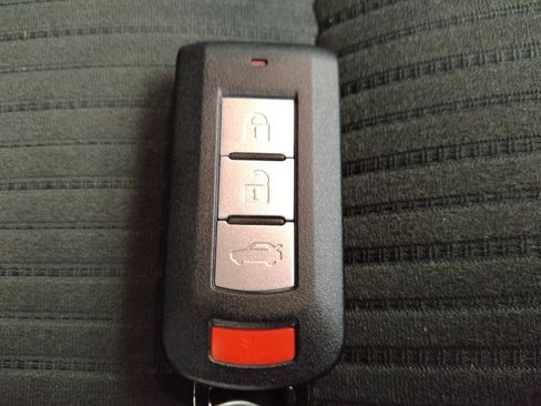 Used 2018 Mitsubishi Mirage G4 SE image 32