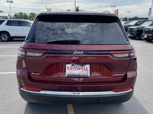 Used 2022 Jeep Grand Cherokee Limited image 4
