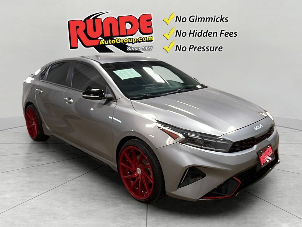 Used 2023 Kia Forte GT FWD image 8