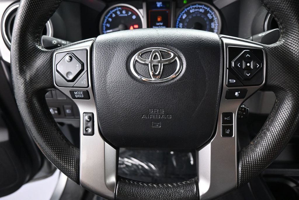 Used 2021 Toyota Tacoma SR5 w/ SR5 Appearance Package (SM) RWD image 30
