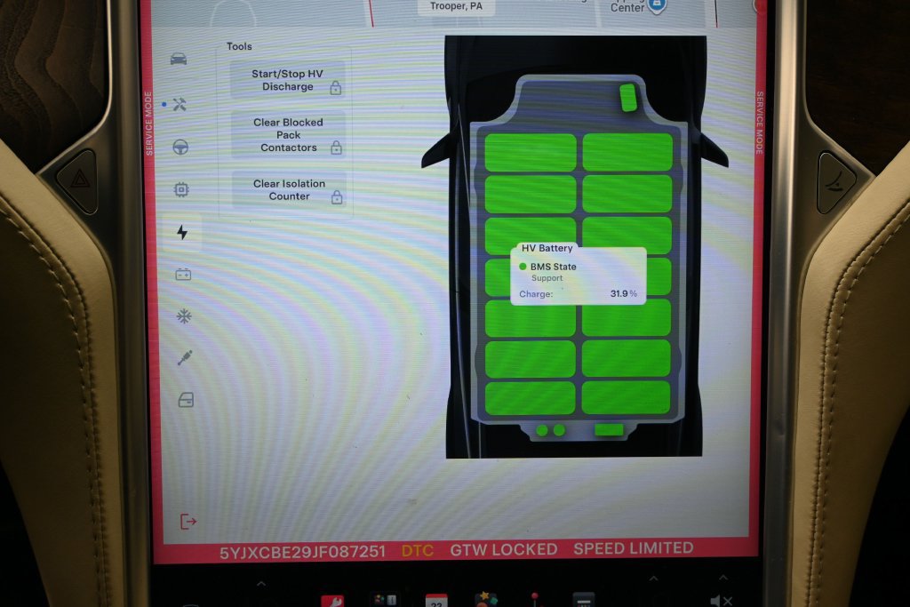 Used 2018 Tesla Model X 100D AWD/4WD image 16