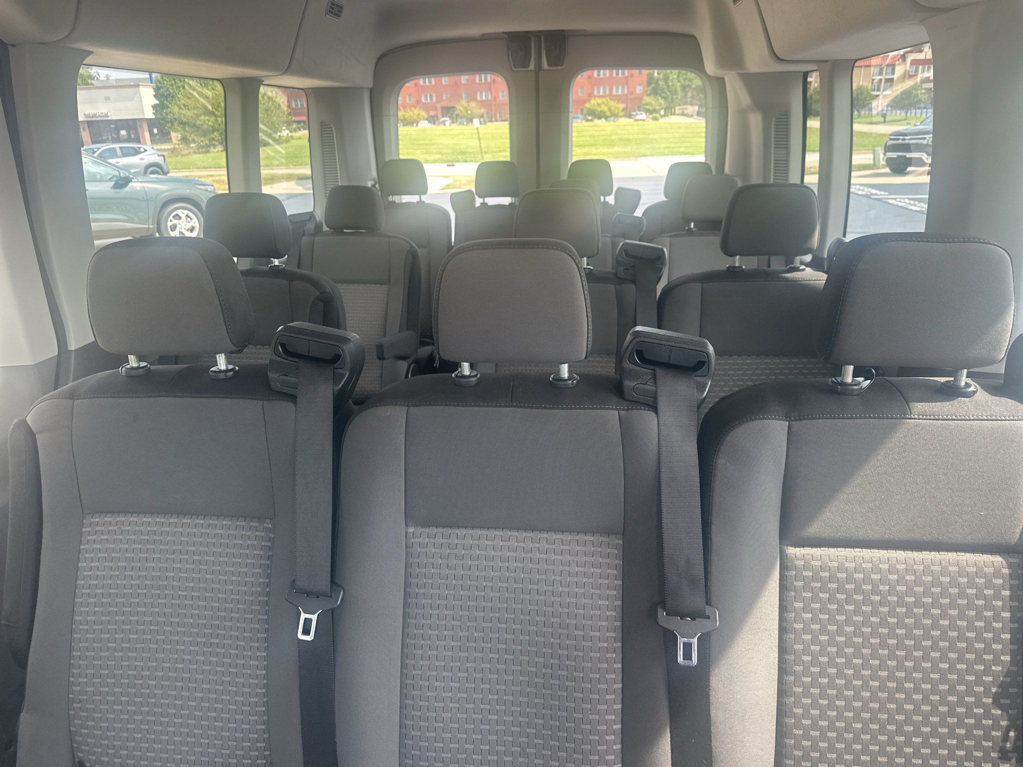 Used 2023 Ford Transit 350 XLT RWD image 3